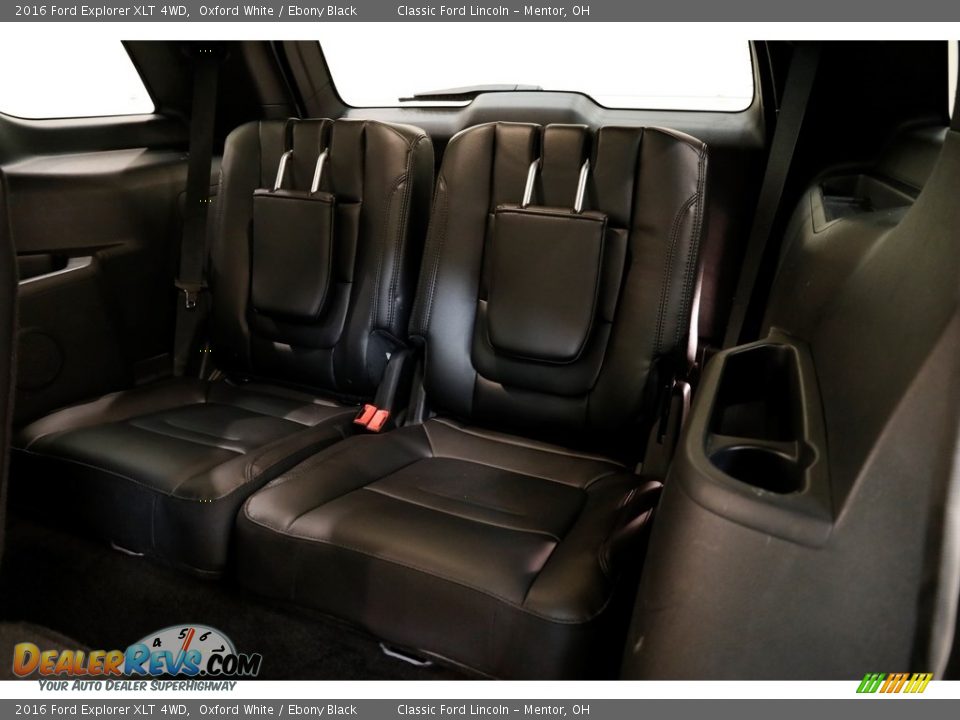 2016 Ford Explorer XLT 4WD Oxford White / Ebony Black Photo #21