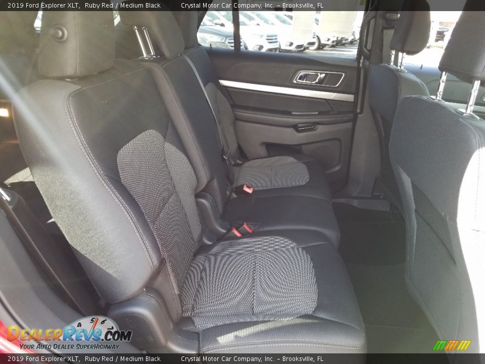 2019 Ford Explorer XLT Ruby Red / Medium Black Photo #12