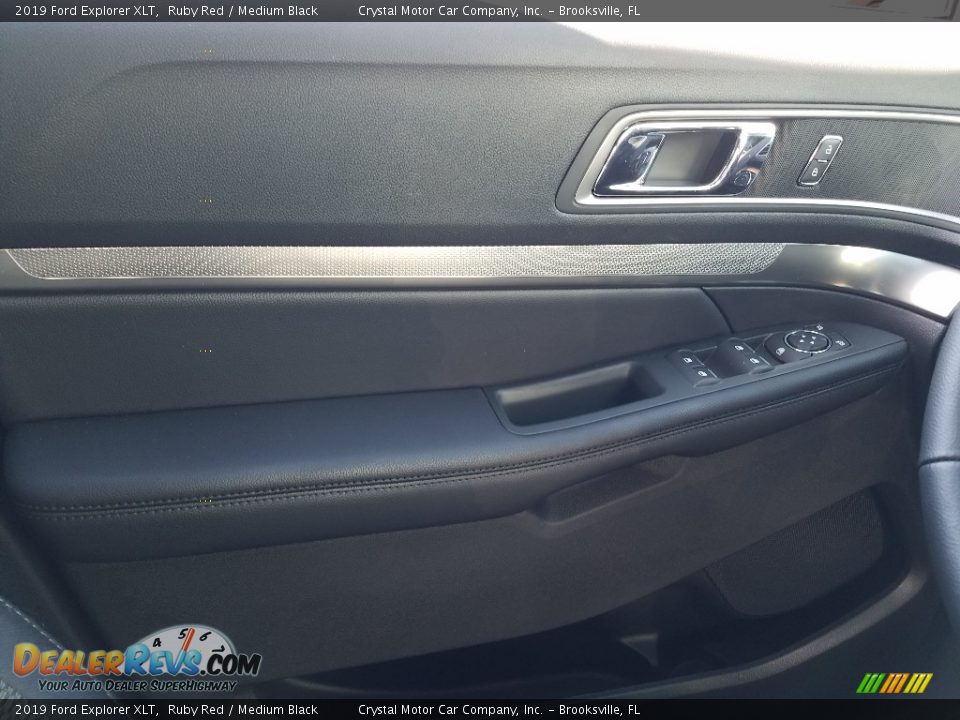 2019 Ford Explorer XLT Ruby Red / Medium Black Photo #18