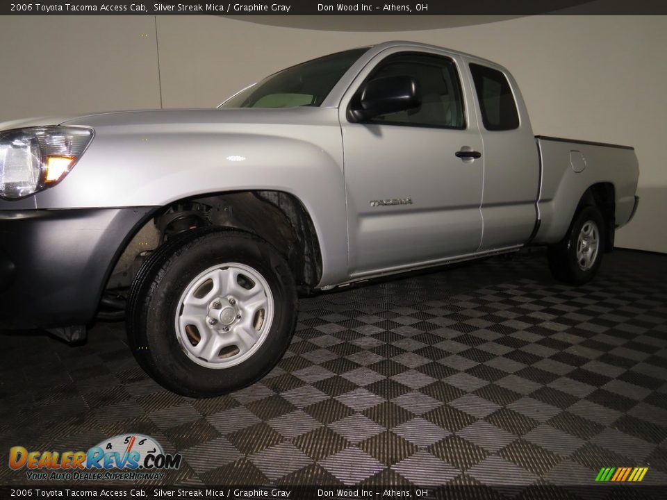 2006 Toyota Tacoma Access Cab Silver Streak Mica / Graphite Gray Photo #7