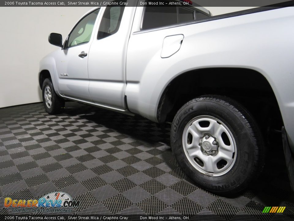 2006 Toyota Tacoma Access Cab Silver Streak Mica / Graphite Gray Photo #10