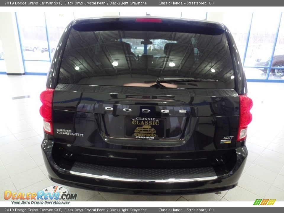 2019 Dodge Grand Caravan SXT Black Onyx Crystal Pearl / Black/Light Graystone Photo #14