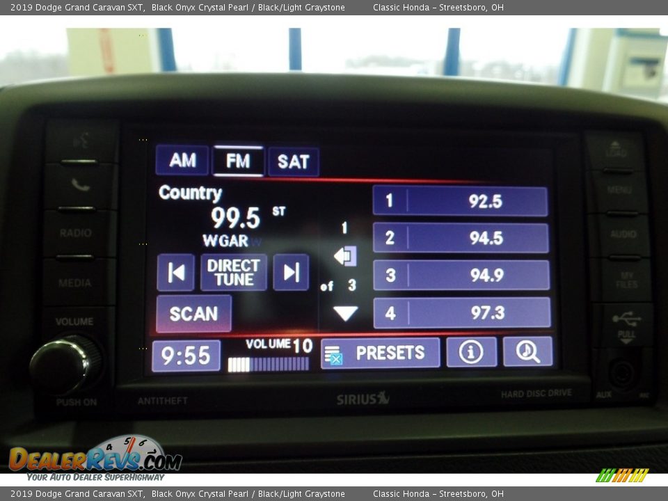 2019 Dodge Grand Caravan SXT Black Onyx Crystal Pearl / Black/Light Graystone Photo #26