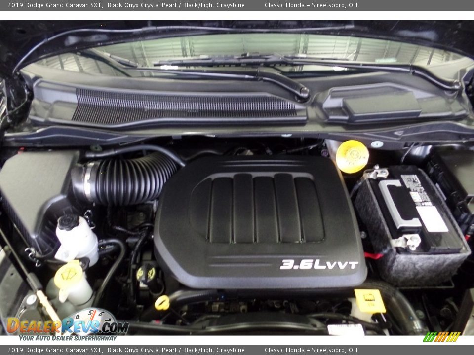 2019 Dodge Grand Caravan SXT Black Onyx Crystal Pearl / Black/Light Graystone Photo #34