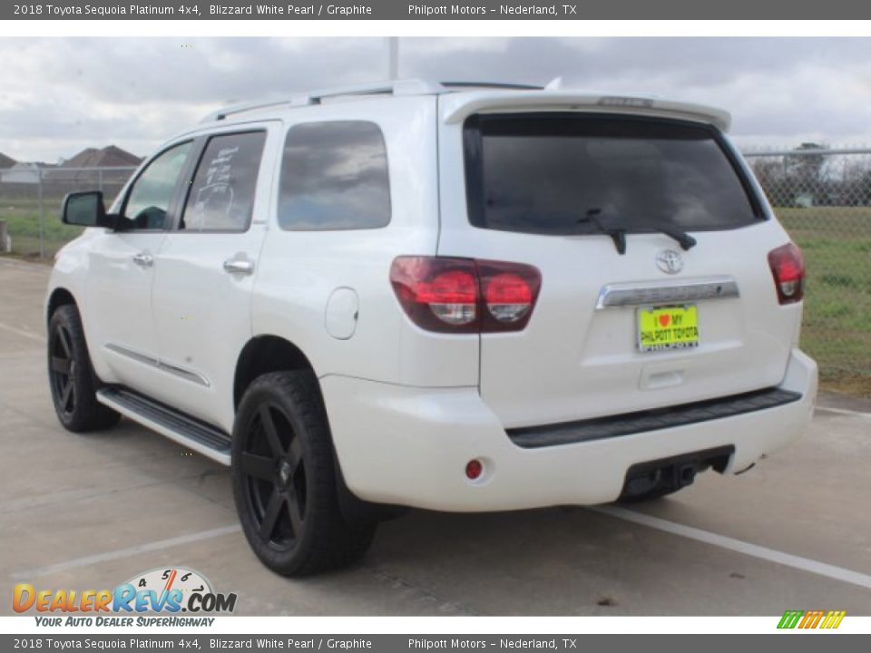 2018 Toyota Sequoia Platinum 4x4 Blizzard White Pearl / Graphite Photo #6