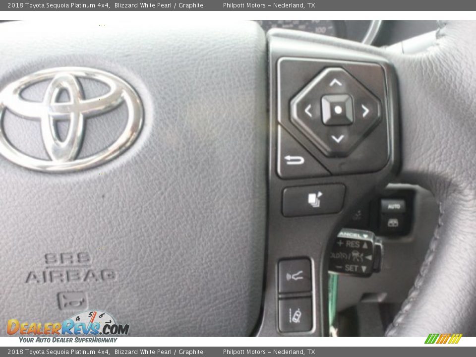 2018 Toyota Sequoia Platinum 4x4 Blizzard White Pearl / Graphite Photo #15