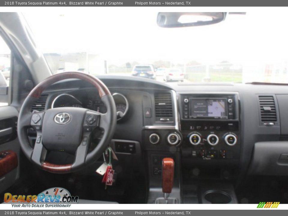 2018 Toyota Sequoia Platinum 4x4 Blizzard White Pearl / Graphite Photo #18