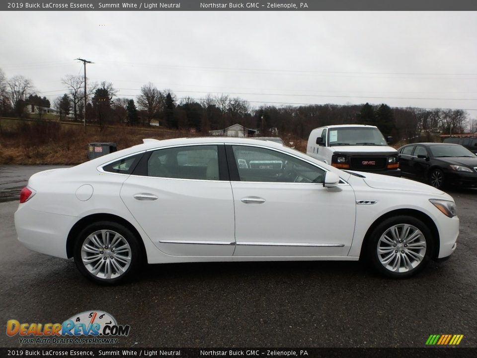 Summit White 2019 Buick LaCrosse Essence Photo #4