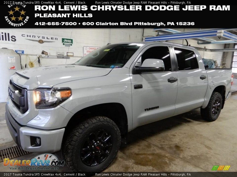 2017 Toyota Tundra SR5 CrewMax 4x4 Cement / Black Photo #1