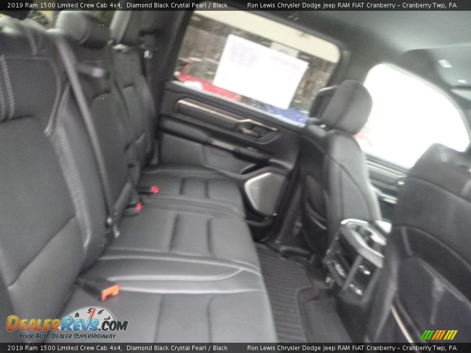2019 Ram 1500 Limited Crew Cab 4x4 Diamond Black Crystal Pearl / Black Photo #10