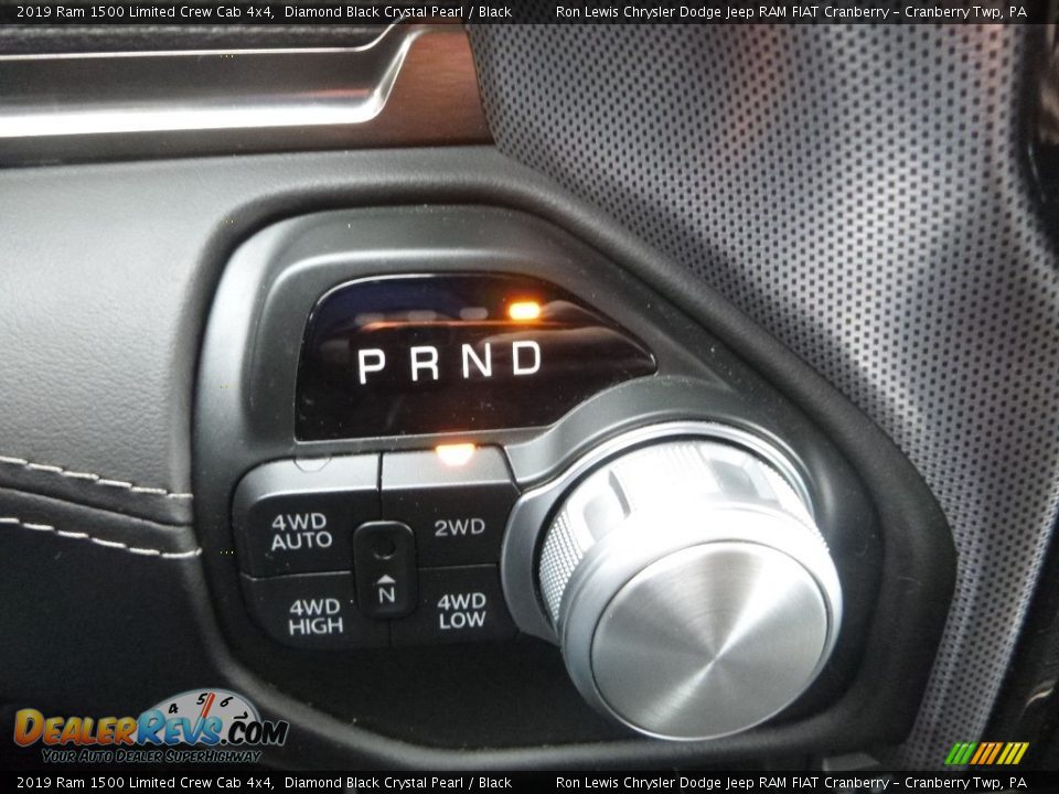 2019 Ram 1500 Limited Crew Cab 4x4 Diamond Black Crystal Pearl / Black Photo #20