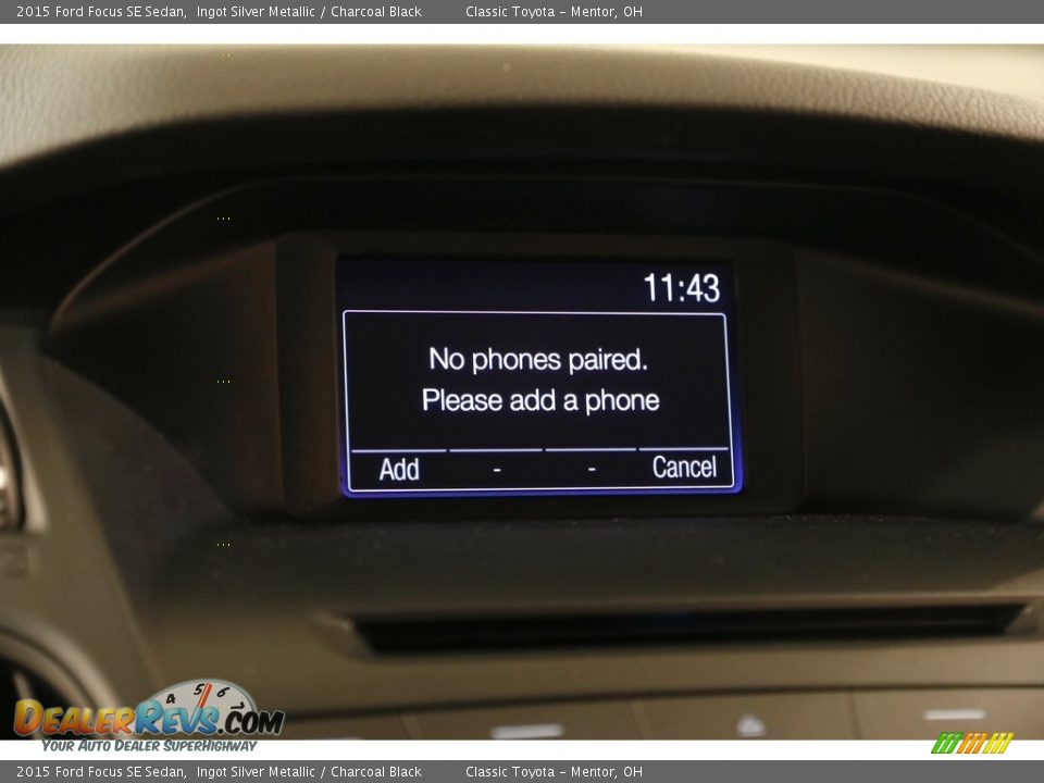 2015 Ford Focus SE Sedan Ingot Silver Metallic / Charcoal Black Photo #12