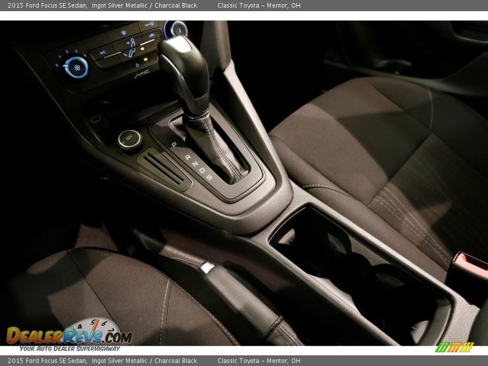 2015 Ford Focus SE Sedan Ingot Silver Metallic / Charcoal Black Photo #13