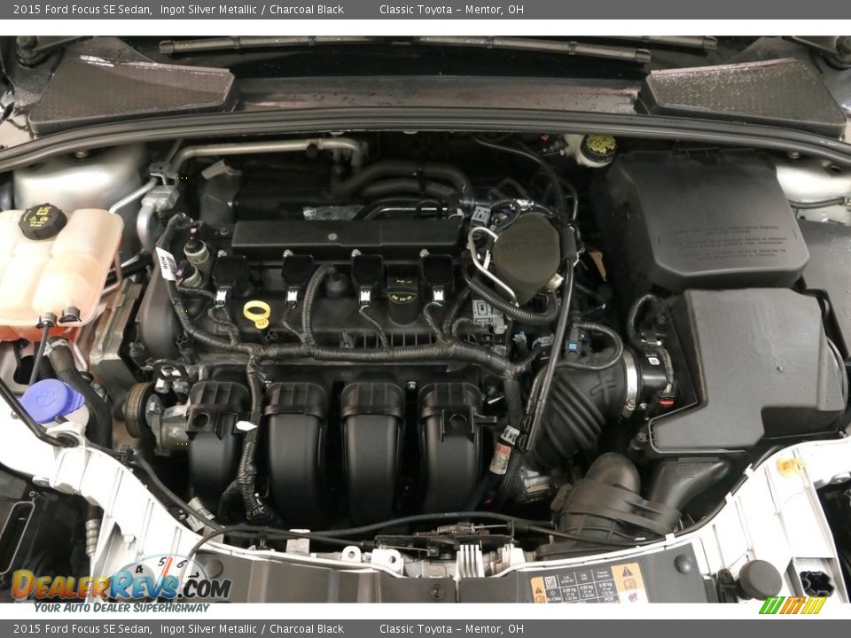 2015 Ford Focus SE Sedan Ingot Silver Metallic / Charcoal Black Photo #18