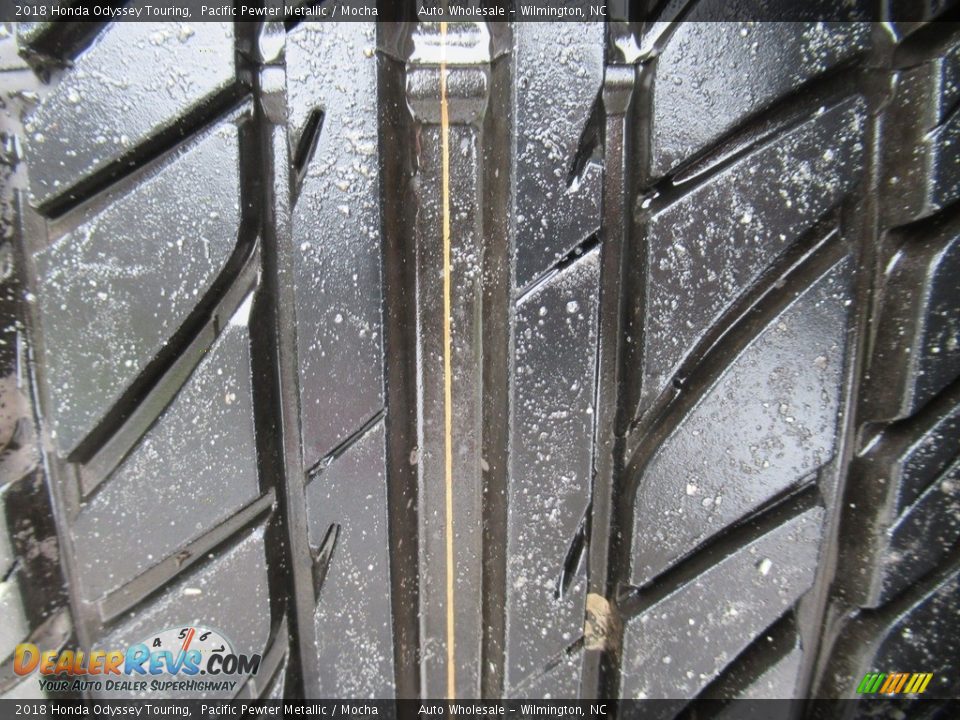 2018 Honda Odyssey Touring Pacific Pewter Metallic / Mocha Photo #8