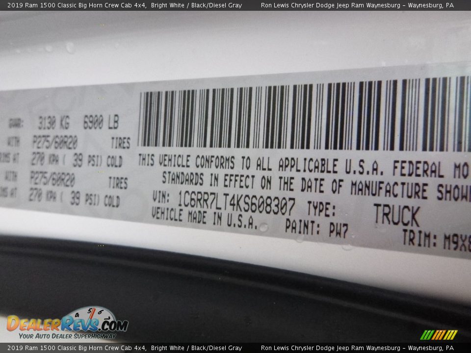 2019 Ram 1500 Classic Big Horn Crew Cab 4x4 Bright White / Black/Diesel Gray Photo #14