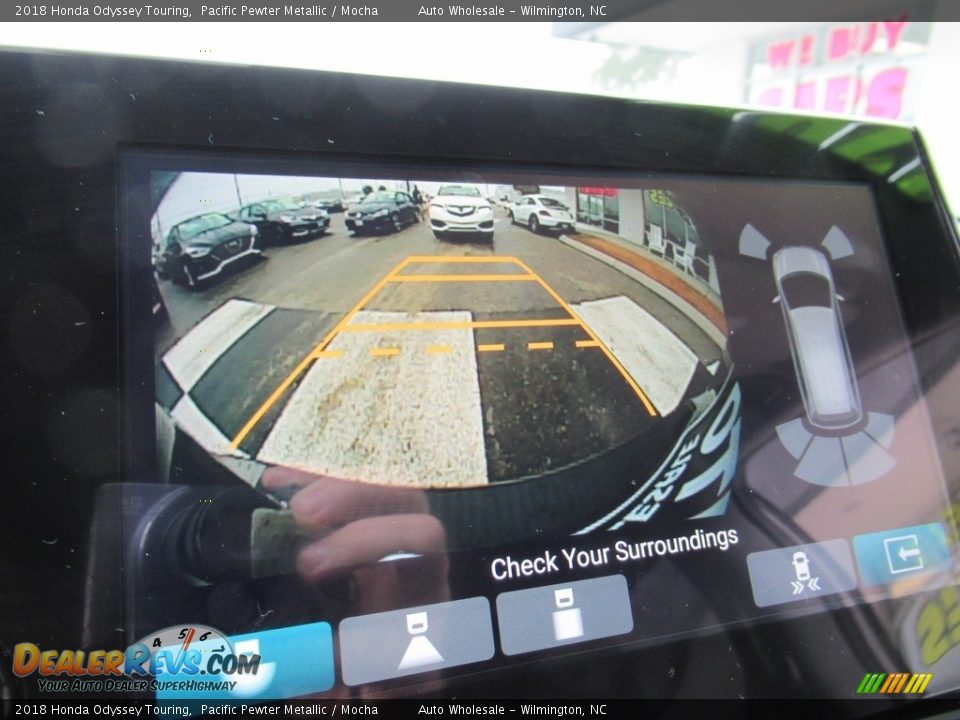 2018 Honda Odyssey Touring Pacific Pewter Metallic / Mocha Photo #17