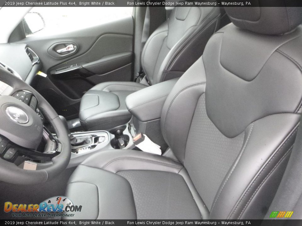 2019 Jeep Cherokee Latitude Plus 4x4 Bright White / Black Photo #15