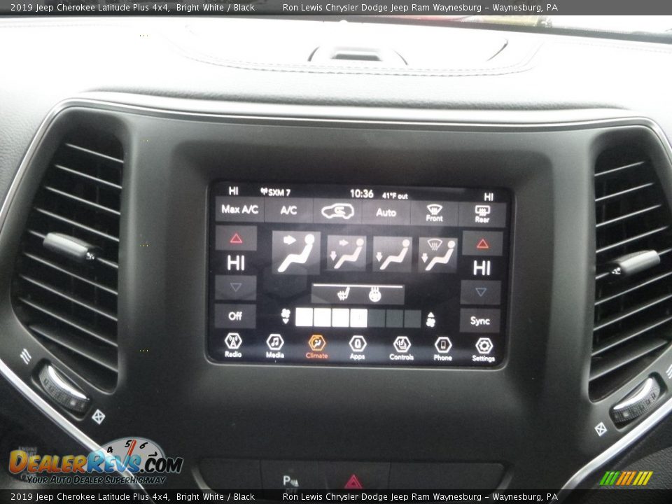 2019 Jeep Cherokee Latitude Plus 4x4 Bright White / Black Photo #16