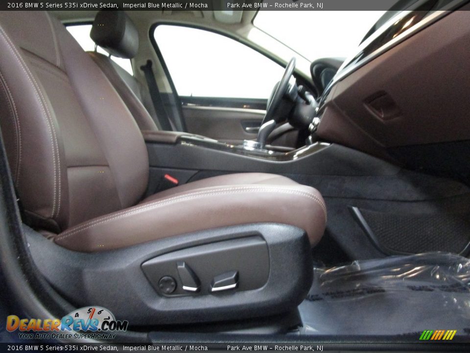 2016 BMW 5 Series 535i xDrive Sedan Imperial Blue Metallic / Mocha Photo #15