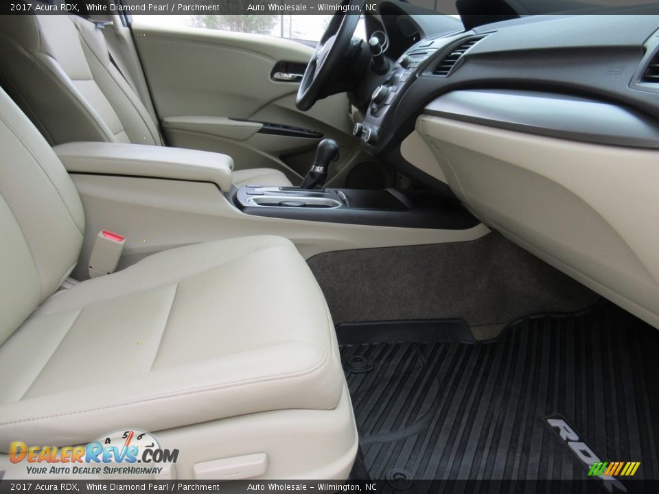 2017 Acura RDX White Diamond Pearl / Parchment Photo #11