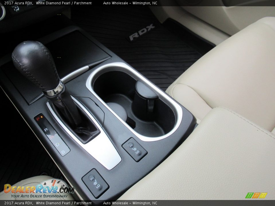 2017 Acura RDX White Diamond Pearl / Parchment Photo #19