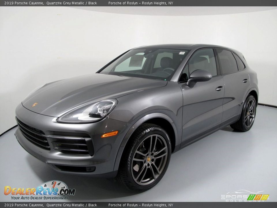 2019 Porsche Cayenne Quartzite Grey Metallic / Black Photo #3