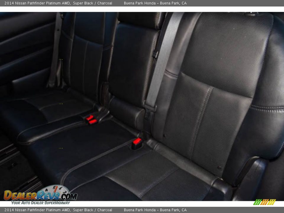 2014 Nissan Pathfinder Platinum AWD Super Black / Charcoal Photo #18