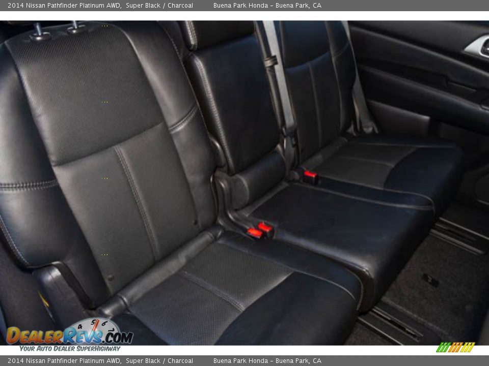 2014 Nissan Pathfinder Platinum AWD Super Black / Charcoal Photo #22