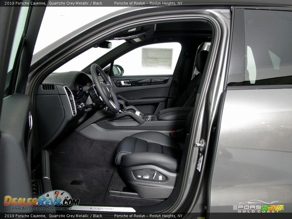 2019 Porsche Cayenne Quartzite Grey Metallic / Black Photo #11