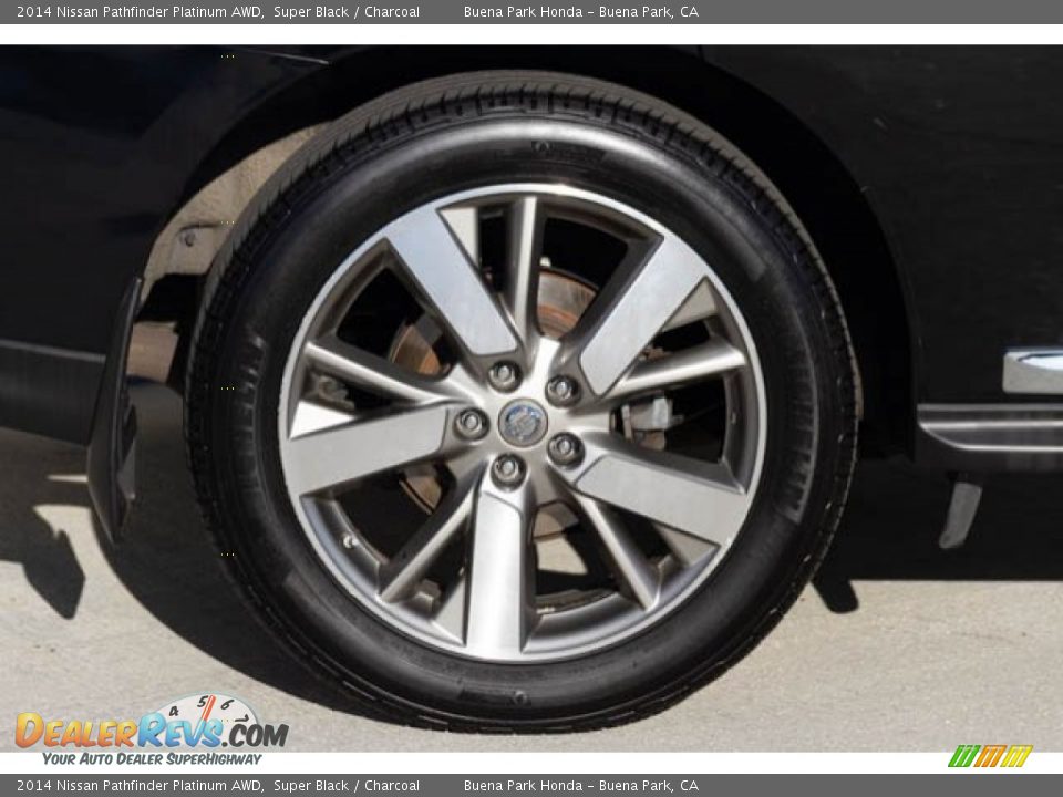 2014 Nissan Pathfinder Platinum AWD Super Black / Charcoal Photo #35
