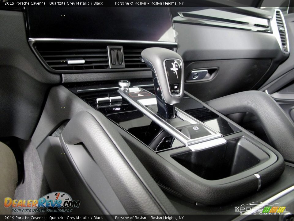 2019 Porsche Cayenne Quartzite Grey Metallic / Black Photo #15