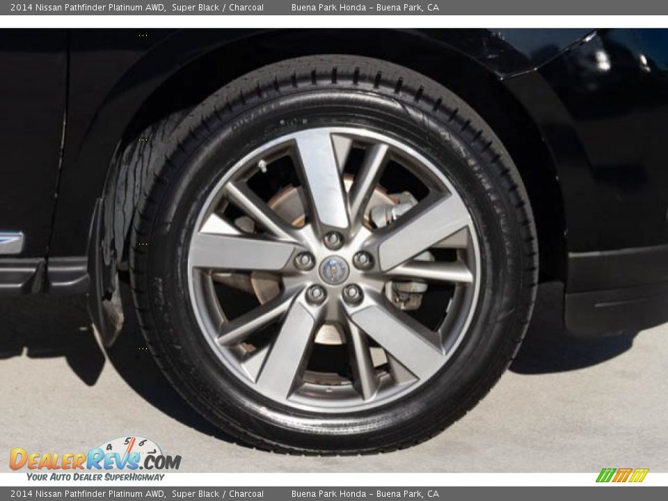 2014 Nissan Pathfinder Platinum AWD Super Black / Charcoal Photo #36