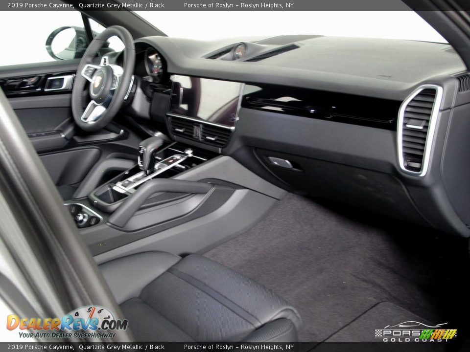 2019 Porsche Cayenne Quartzite Grey Metallic / Black Photo #18