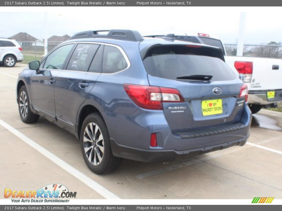 2017 Subaru Outback 2.5i Limited Twilight Blue Metallic / Warm Ivory Photo #6