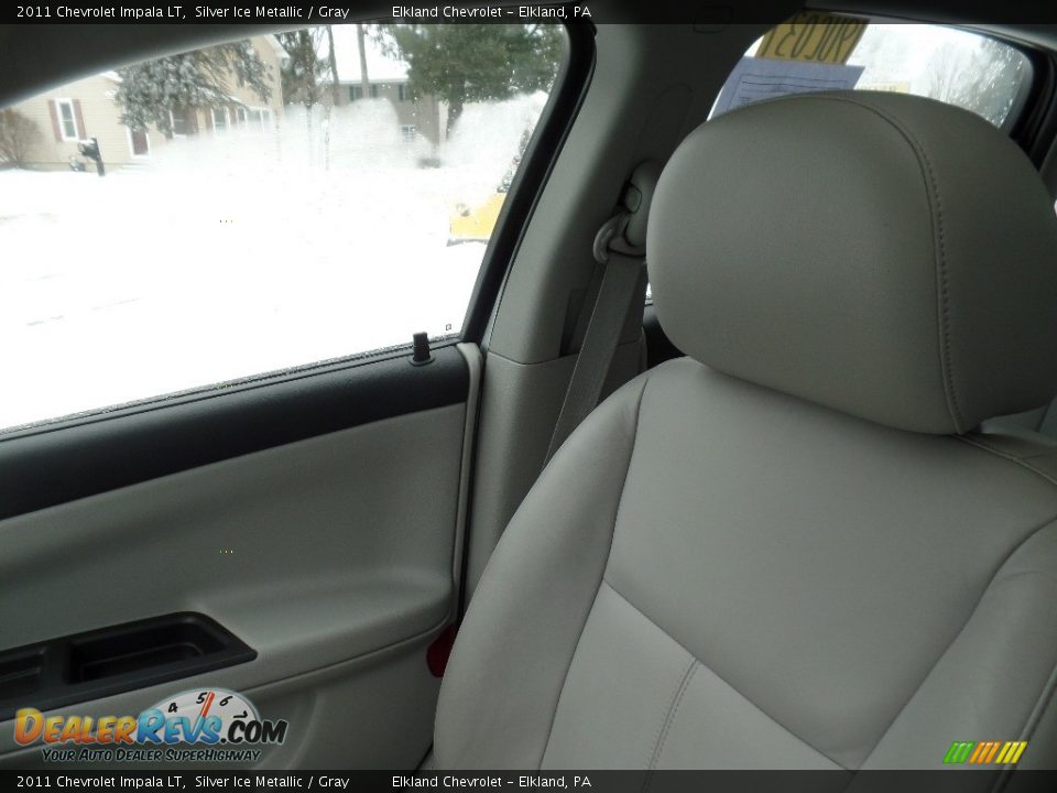 2011 Chevrolet Impala LT Silver Ice Metallic / Gray Photo #32