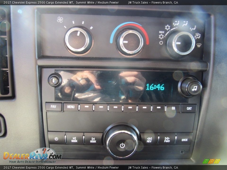 2017 Chevrolet Express 2500 Cargo Extended WT Summit White / Medium Pewter Photo #18