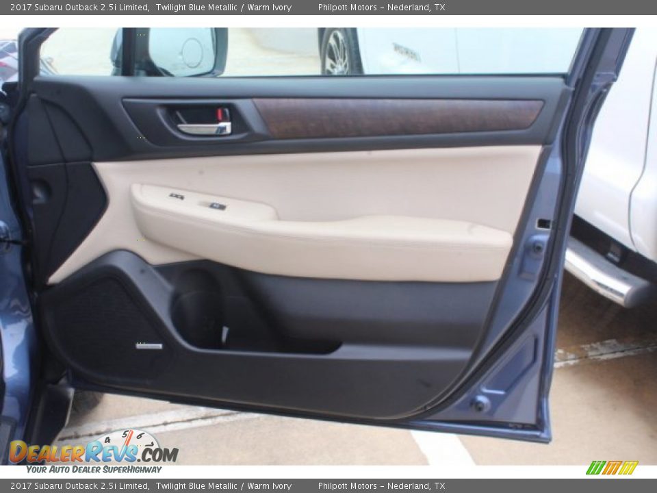 2017 Subaru Outback 2.5i Limited Twilight Blue Metallic / Warm Ivory Photo #25