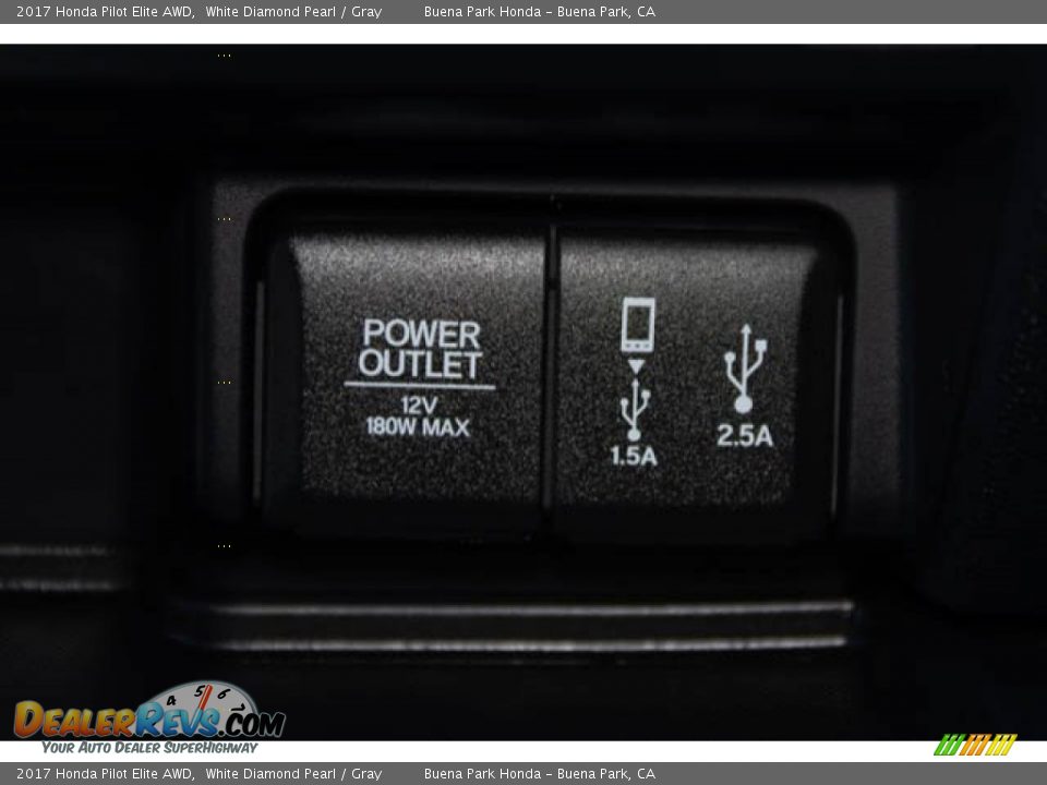 2017 Honda Pilot Elite AWD White Diamond Pearl / Gray Photo #15