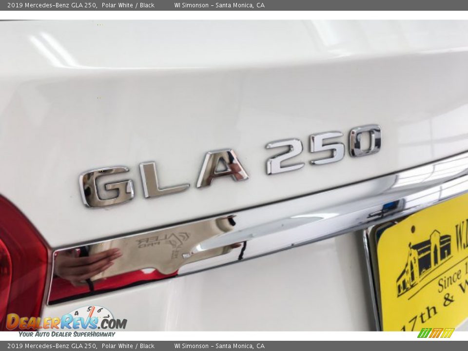 2019 Mercedes-Benz GLA 250 Polar White / Black Photo #7