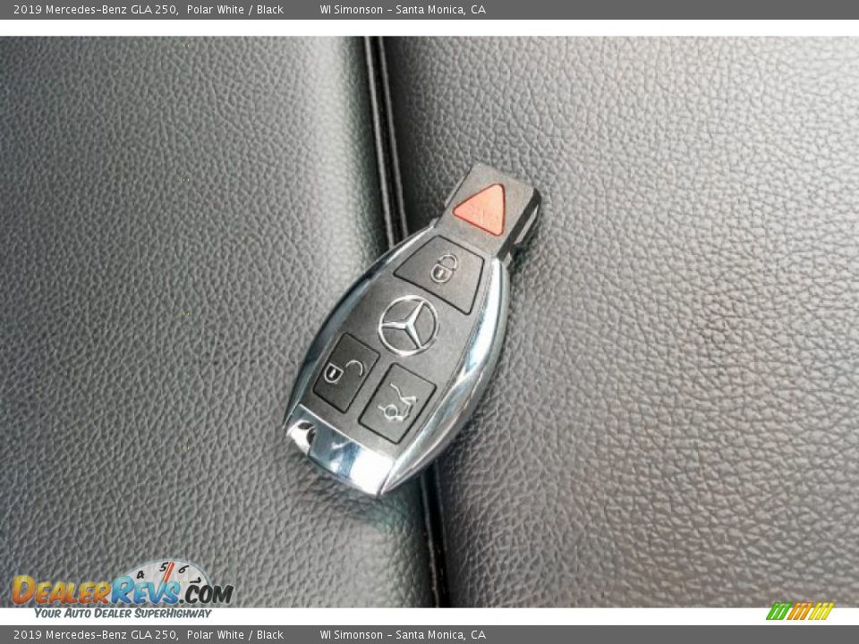 2019 Mercedes-Benz GLA 250 Polar White / Black Photo #11