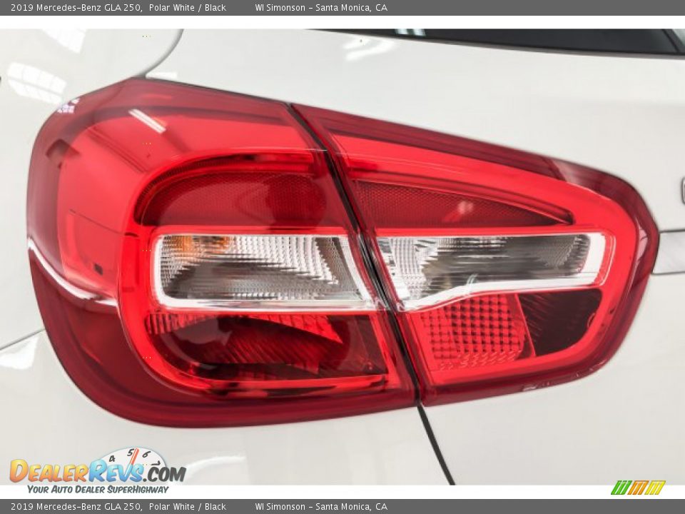 2019 Mercedes-Benz GLA 250 Polar White / Black Photo #27