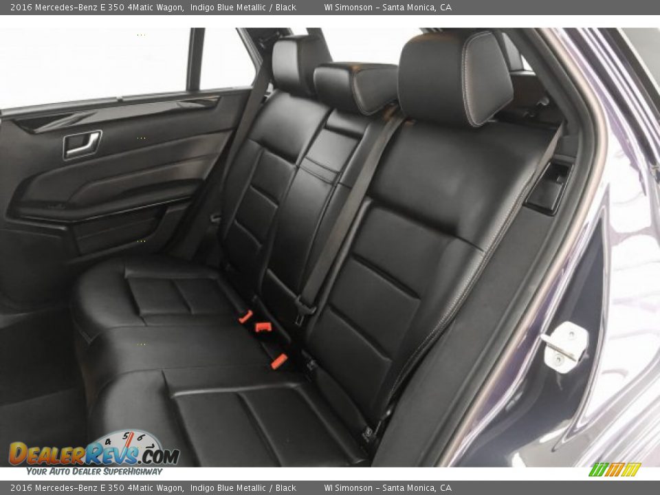 2016 Mercedes-Benz E 350 4Matic Wagon Indigo Blue Metallic / Black Photo #17