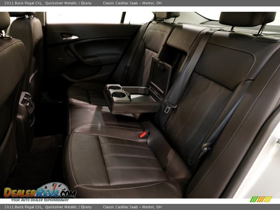 2011 Buick Regal CXL Quicksilver Metallic / Ebony Photo #17