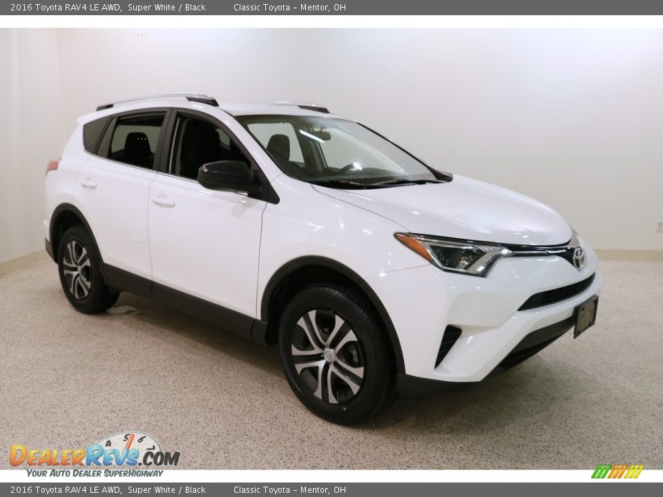 2016 Toyota RAV4 LE AWD Super White / Black Photo #1