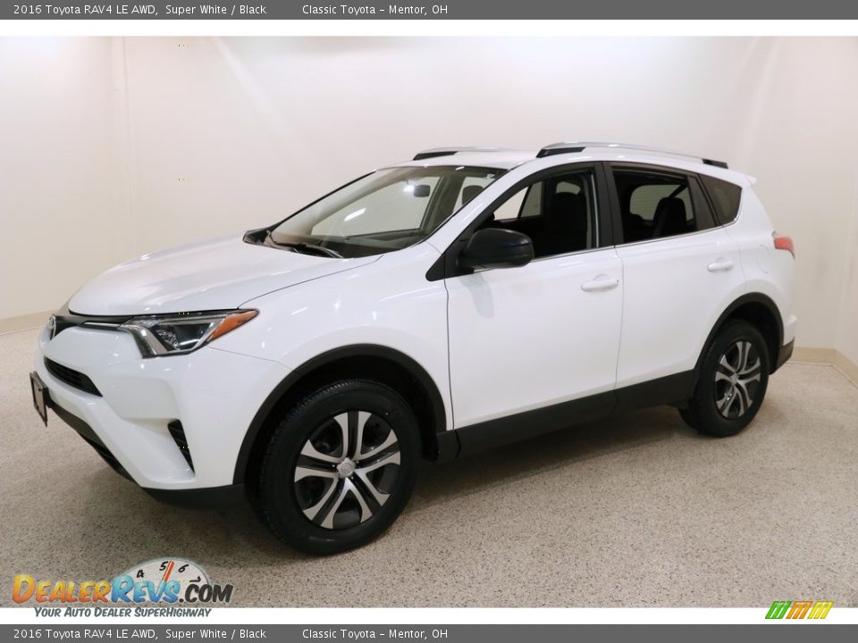 2016 Toyota RAV4 LE AWD Super White / Black Photo #3