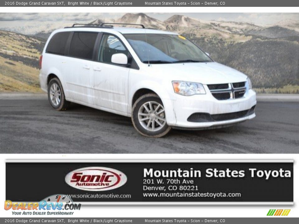 2016 Dodge Grand Caravan SXT Bright White / Black/Light Graystone Photo #1