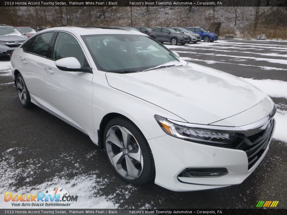 2019 Honda Accord Touring Sedan Platinum White Pearl / Black Photo #5