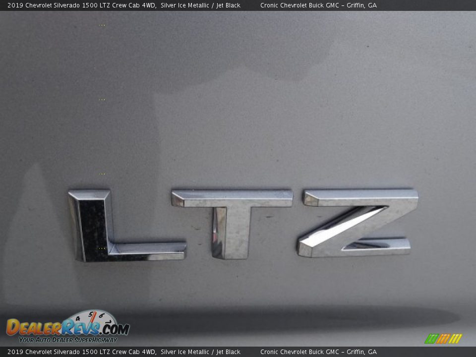 2019 Chevrolet Silverado 1500 LTZ Crew Cab 4WD Silver Ice Metallic / Jet Black Photo #4