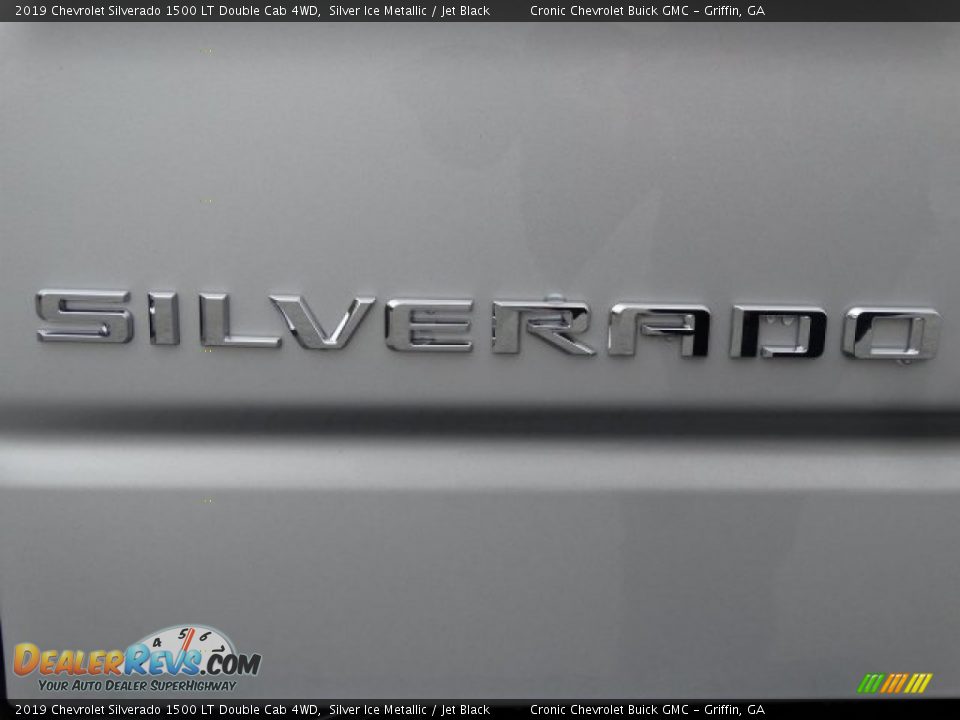 2019 Chevrolet Silverado 1500 LT Double Cab 4WD Silver Ice Metallic / Jet Black Photo #5